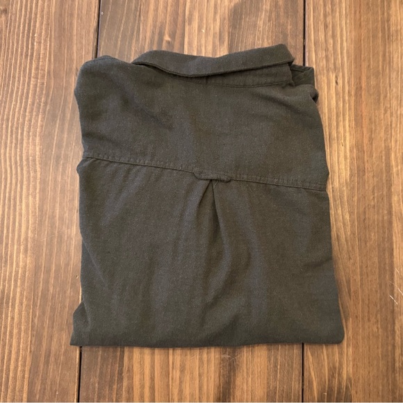 Cozy Oversized Flannel Shirt Size XL - Picture 5 of 6